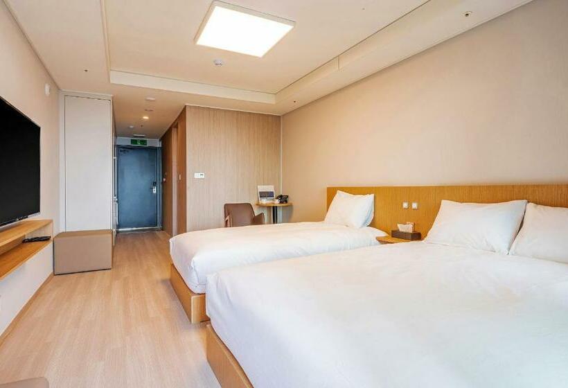 חדר דלוקס צדדי נוף לים, Sokcho I Park Suite Hotel & Residence