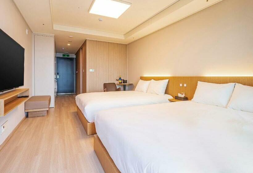 חדר דלוקס צדדי נוף לים, Sokcho I Park Suite Hotel & Residence