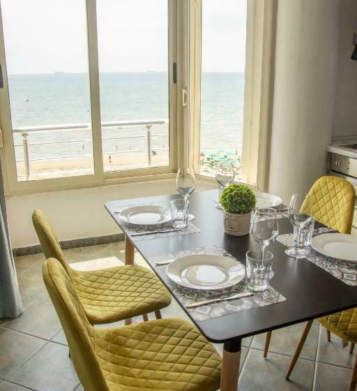 آپارتمان 1 خوابه با چشمانداز دریا, Wave Beachfront Apartments