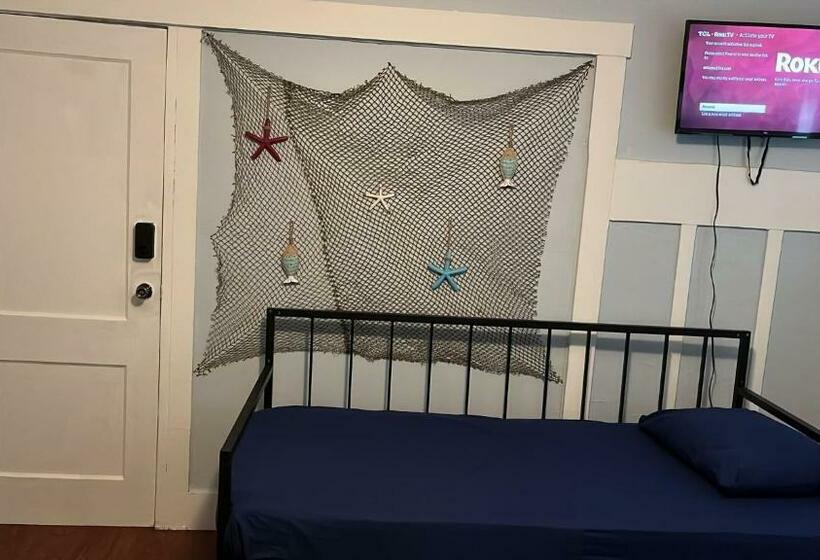 Quarto Estandar, Blue Little Havana