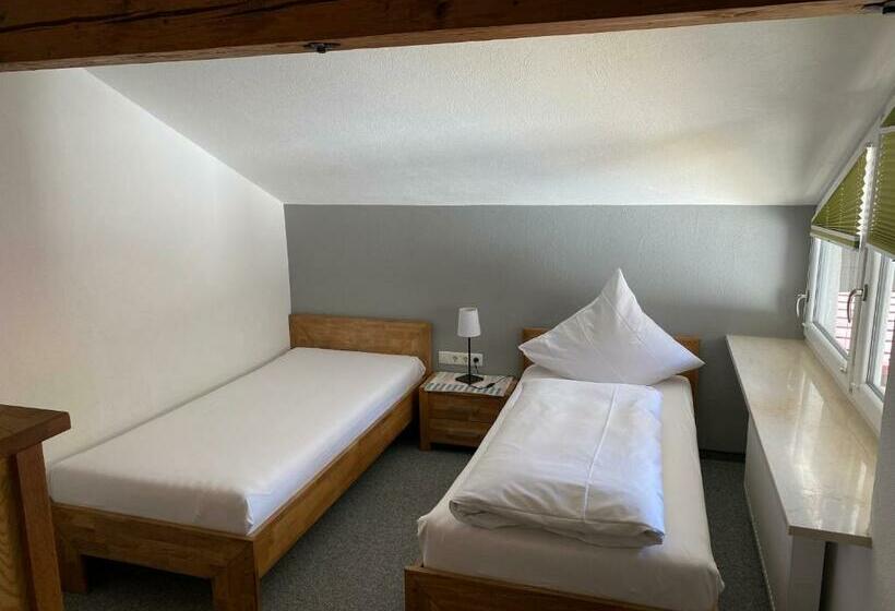 家庭间, Bergsteiger Hotel Grüner Hut