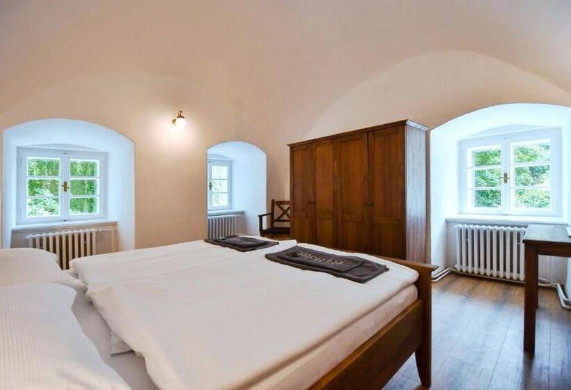 침실 1개 수피리어 아파트, Zámek Castle Račice   Předzámčí Forecastle
