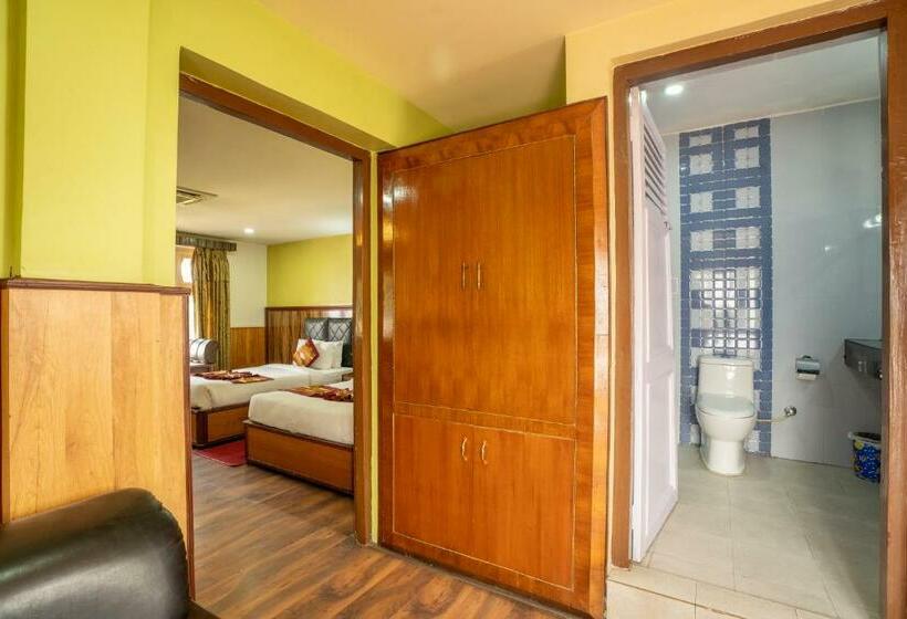 سوییت, Avocado Orchid Resort