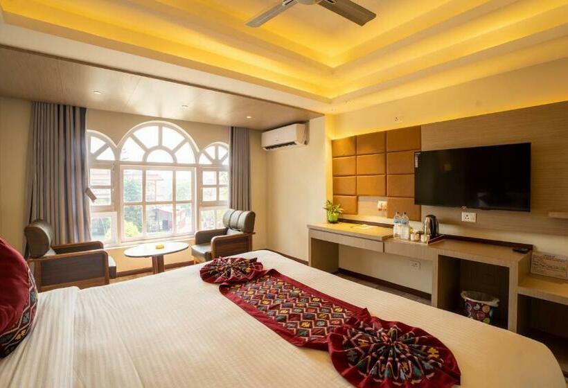 سوییت, Avocado Orchid Resort