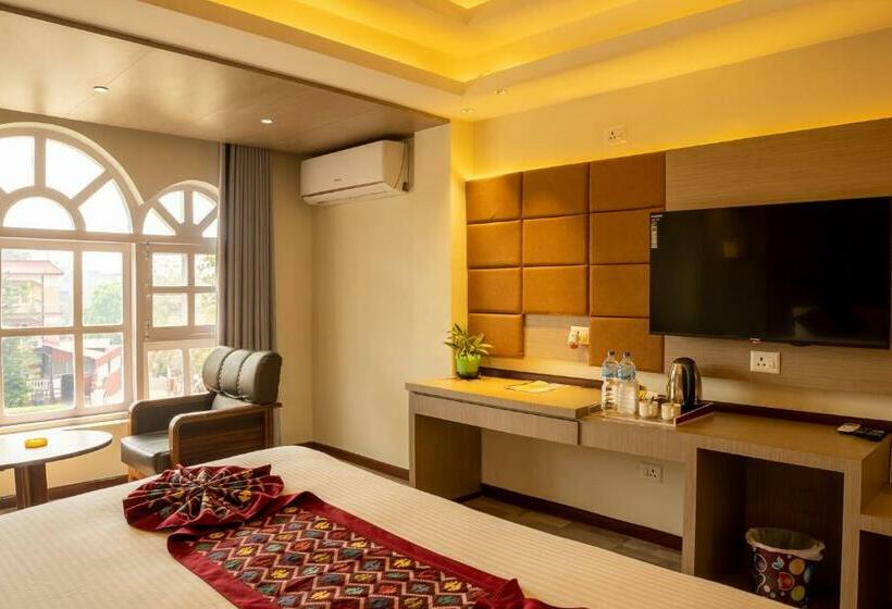 سوییت, Avocado Orchid Resort