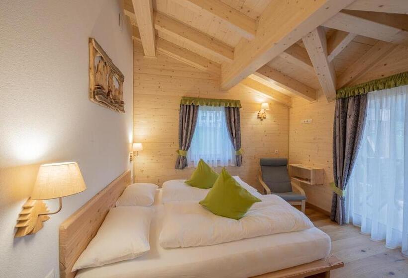 اتاق استاندارد با بالکن, Eco Green Fiores Agriturismo