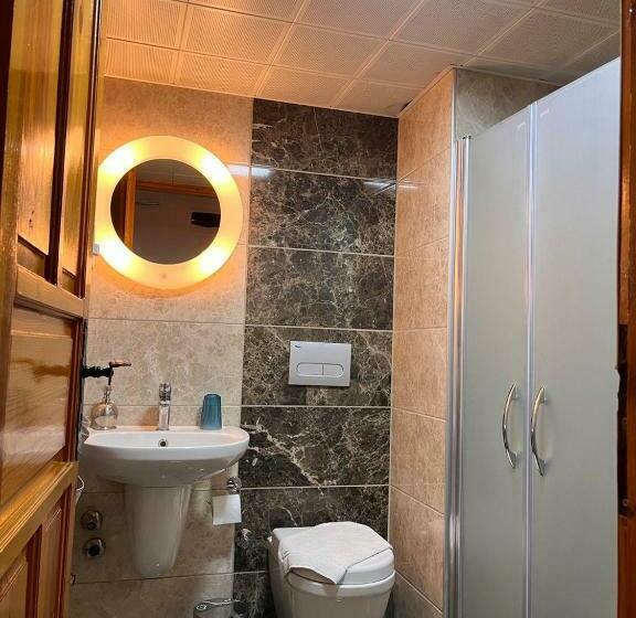 Трехместный Номер Стандарт Вид на Бассейн, Yelken Hotel Akyaka