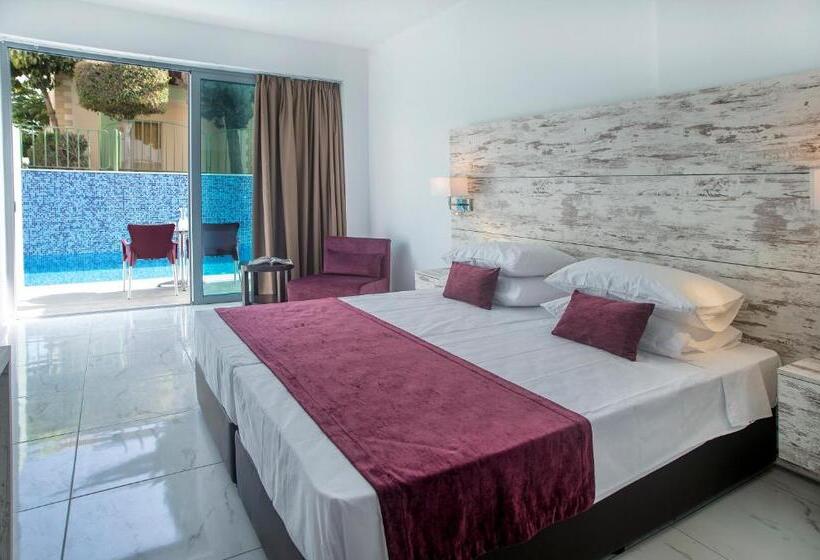 اتاق استاندارد, Freij Splash Hotel & Resort