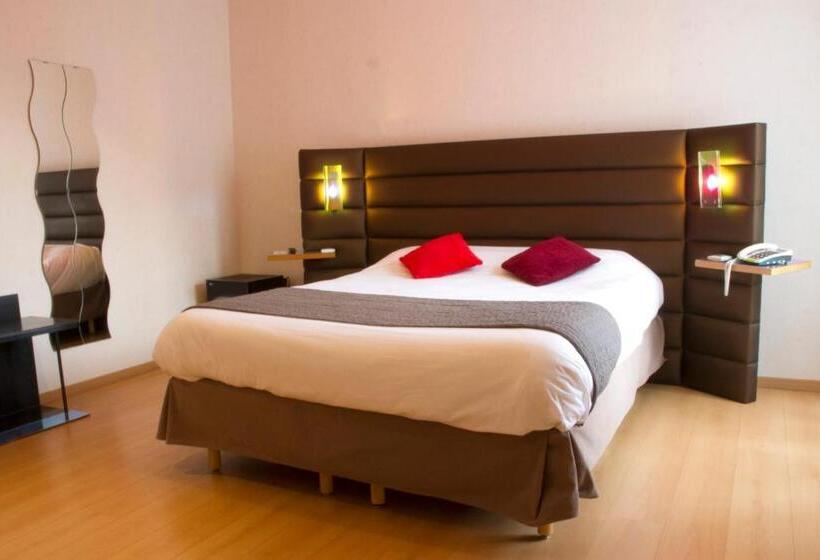 Номер Superior, Brit Hotel Roanne   Le Grand Hôtel