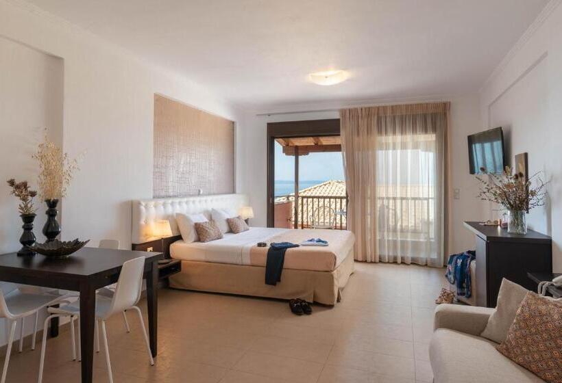 Студия Стандарт Вид на Море, 3aktes Suites & Studios