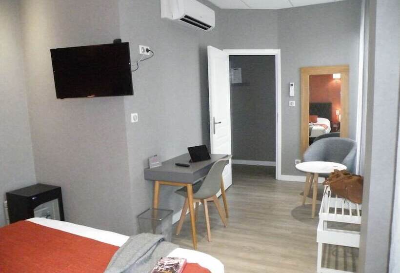 Номер Superior, Brit Hotel Roanne   Le Grand Hôtel