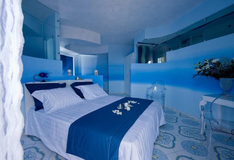 Senior Suite Sea View, Irida Boutique