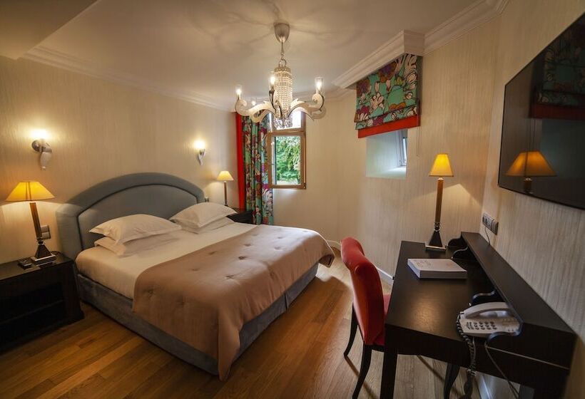 Номер Deluxe, Le Château De Beaulieu