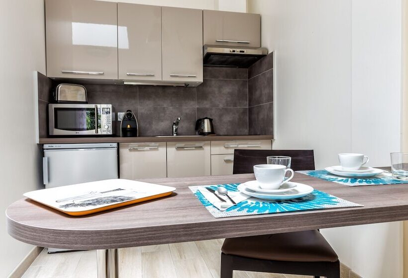 Студио Comfort, Resid Spa Loire & Sevre