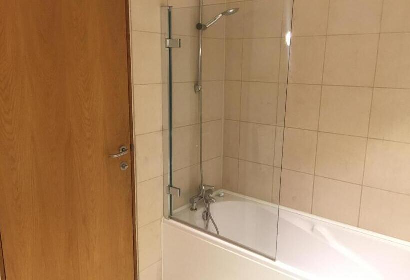 Quarto standard, The Luxury Inn