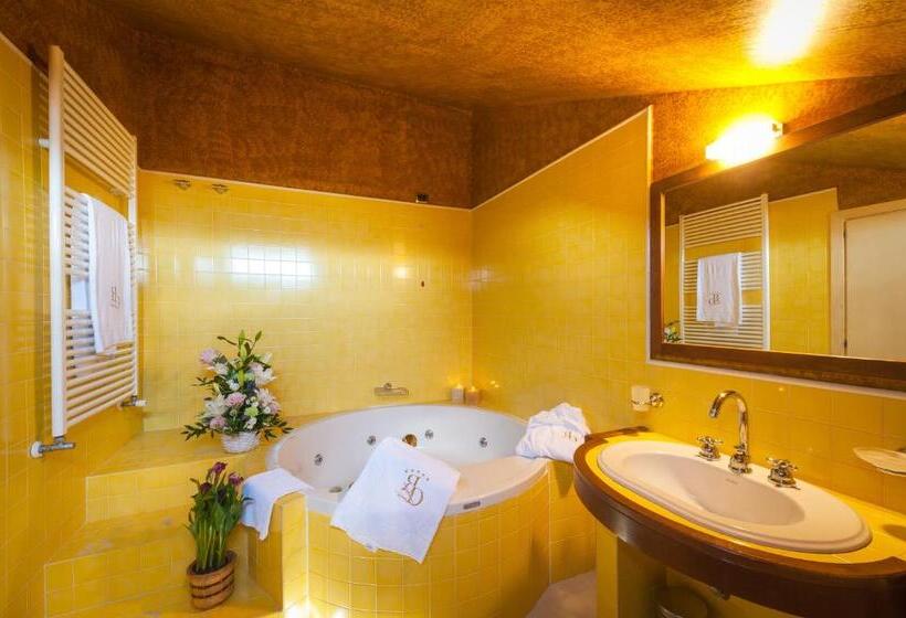 اتاق لوکس, Relais Ducale Spa & Pool