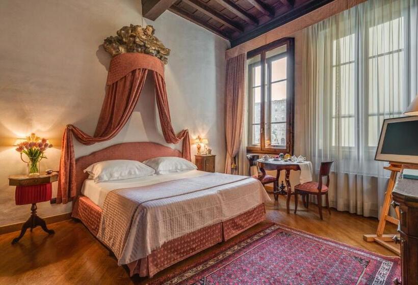 اتاق لوکس با چشم‌انداز, Residenza D'epoca In Piazza Della Signoria