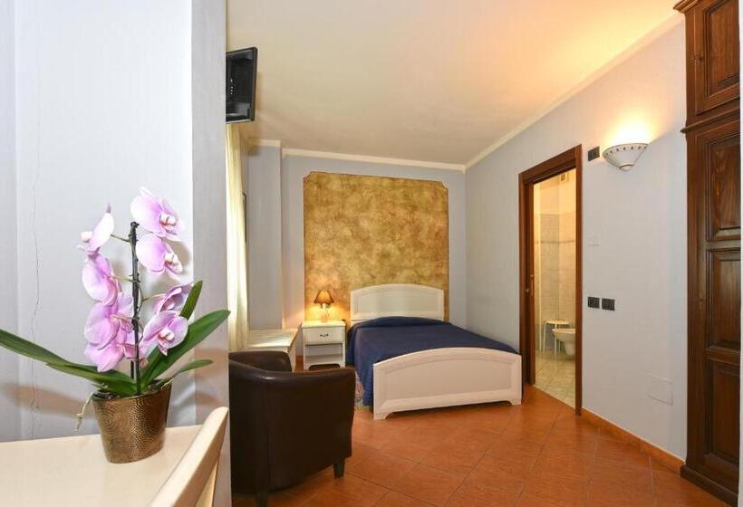 اتاق استاندارد یک نفره, Ristorante Borgovecchio