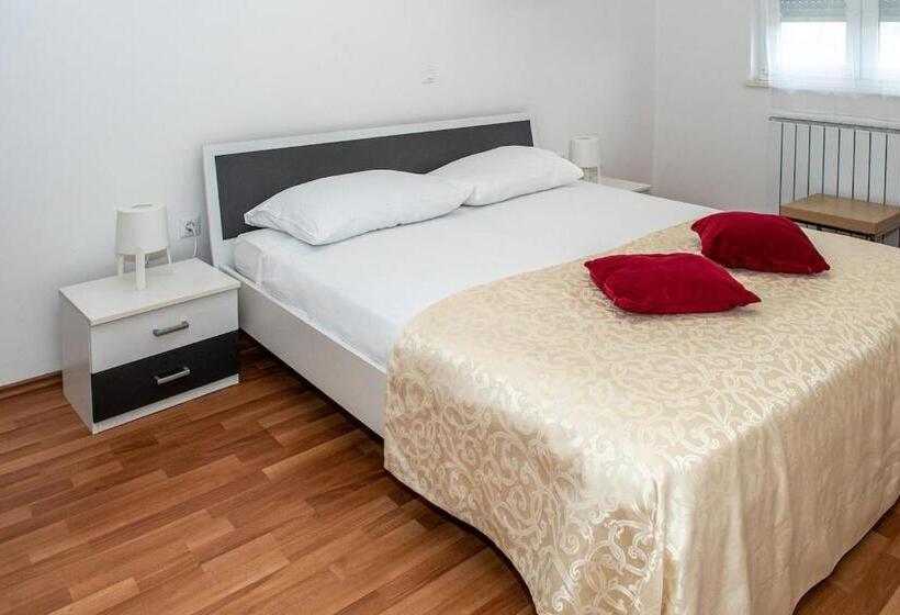 Appartement Supérieur 1 Chambre, Amfiteatar