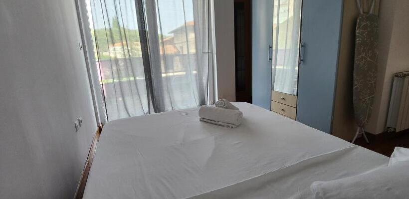 Appartement 2 Chambres, Amfiteatar
