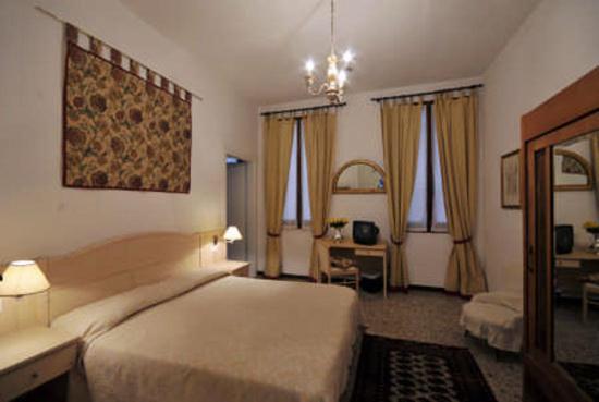 اتاق استاندارد, Ca  Turelli