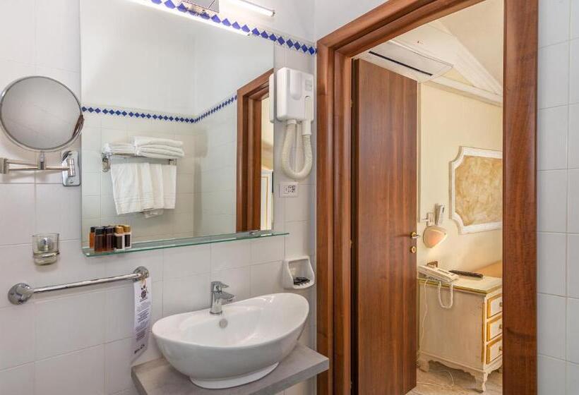 Quarto Triplo Economy, Tahiti