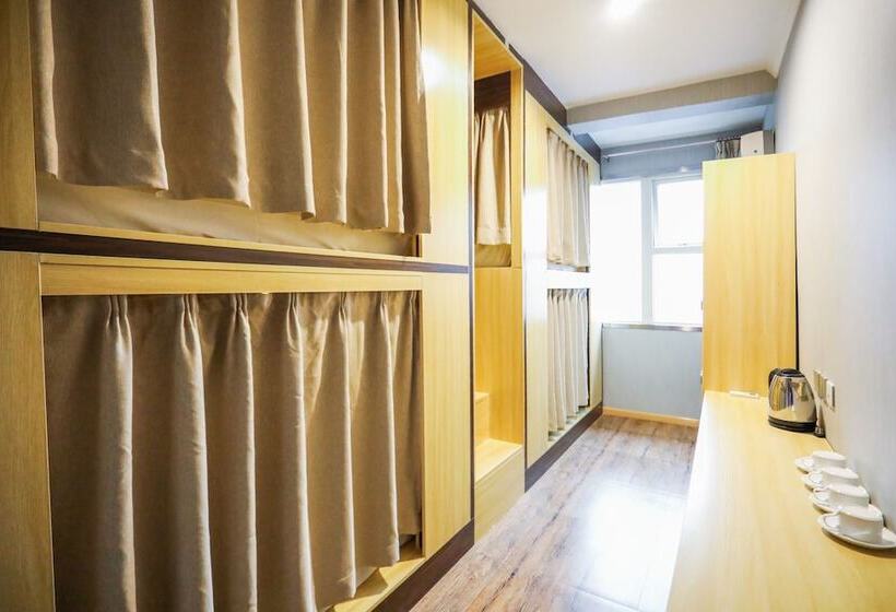 공동 객실, Alley Youth Hostel