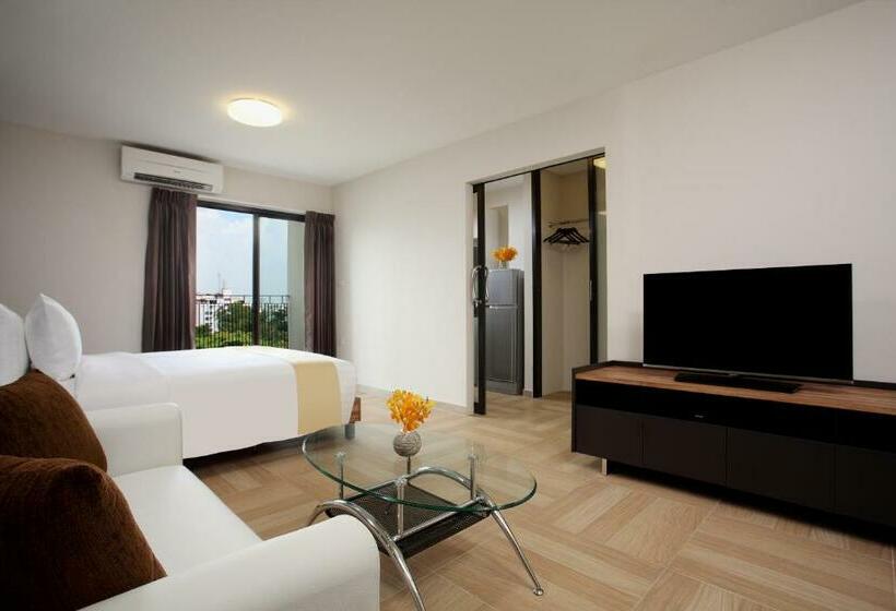 Escritório Deluxe, Chiva Bangkok Hotel   Sha Plus