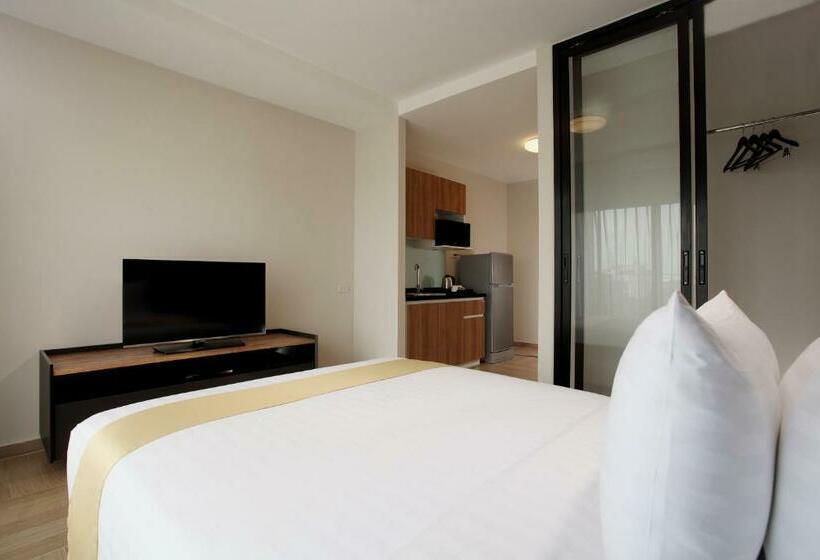 Escritório Estándar, Chiva Bangkok Hotel   Sha Plus