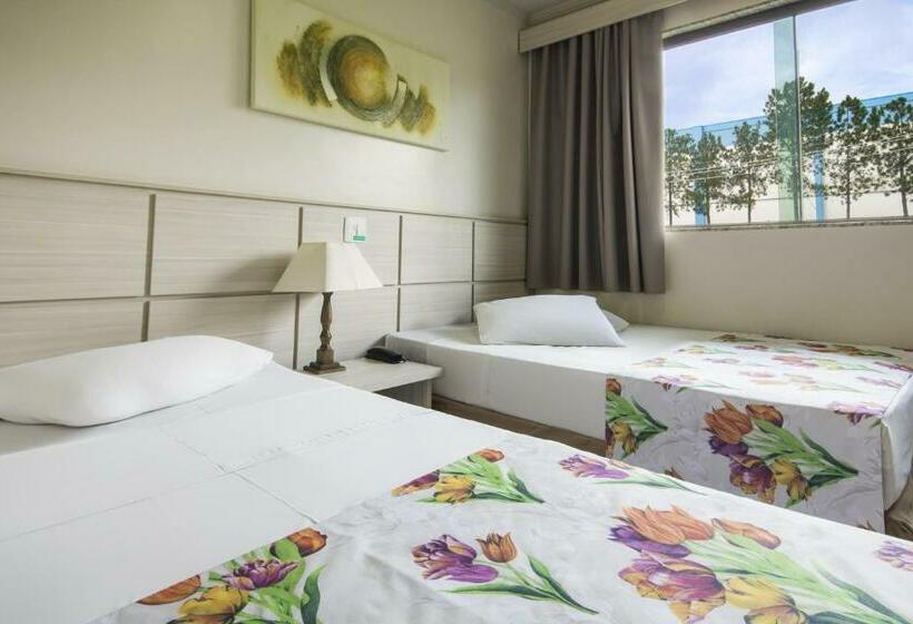 Номер Deluxe, Golden Park Sorocaba & Convenções   By Nacional Inn