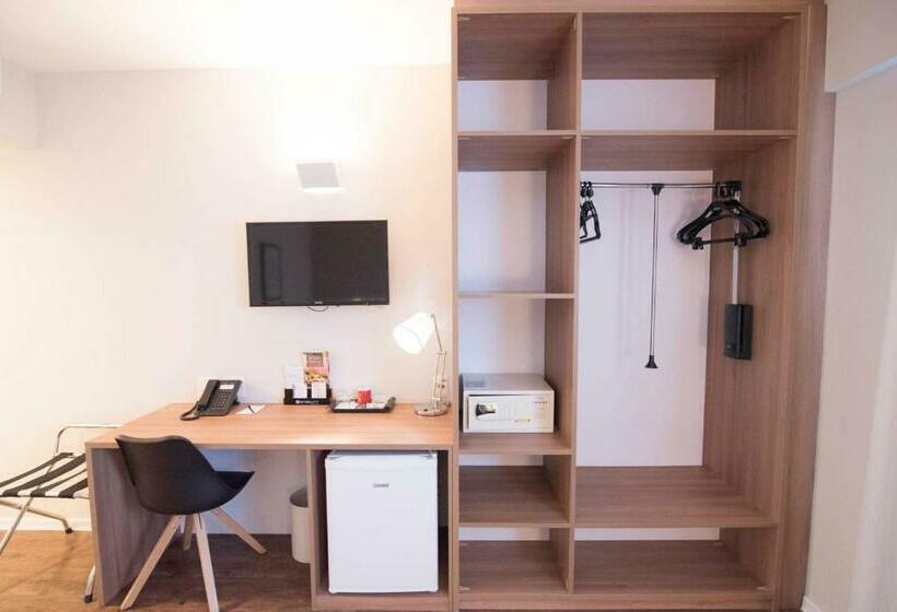 장애인을 위한 스탠다드 룸, Intercity Bh Expo