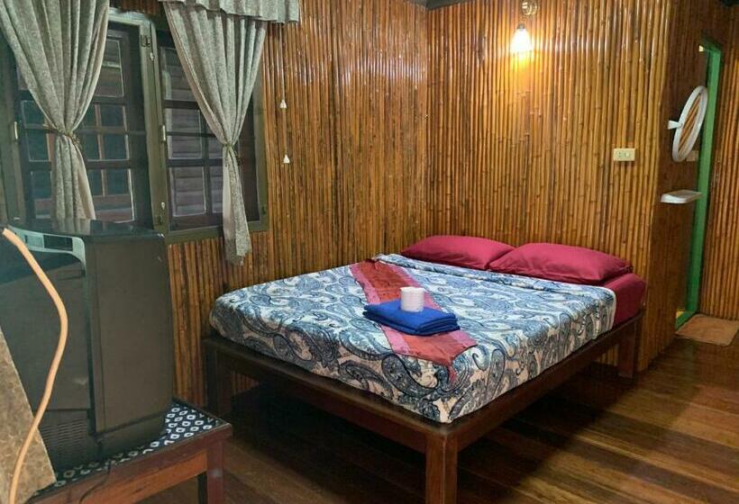 スタンダードバンガロー, Sam S House Kanchanaburi