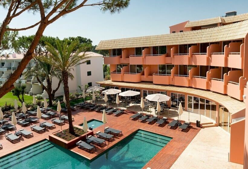 Семейный Номер Вид на Бассейн, Vilamoura Garden