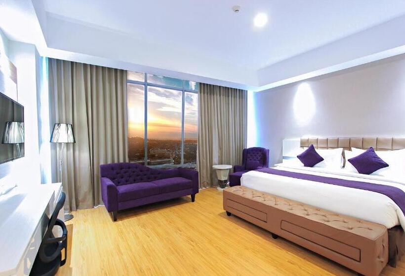 Полулюкс, Platinum Hotel & Convention Hall Balikpapan
