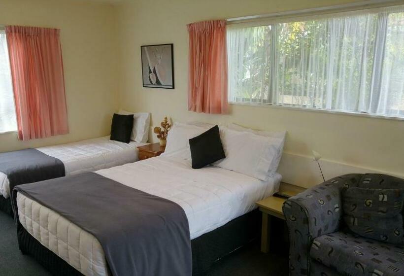 חדר סטודיו סטנדרד, Hobson's Choice Motel
