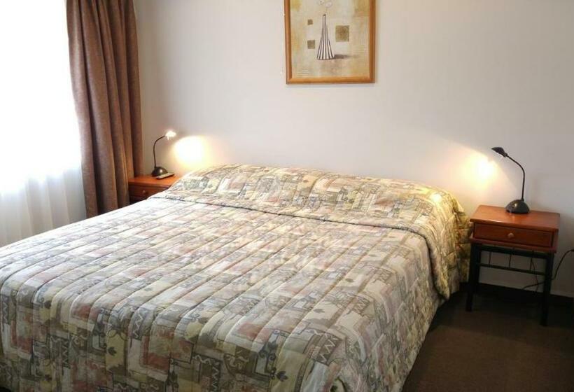 Апартаменты 1 Спальня, Hobson's Choice Motel