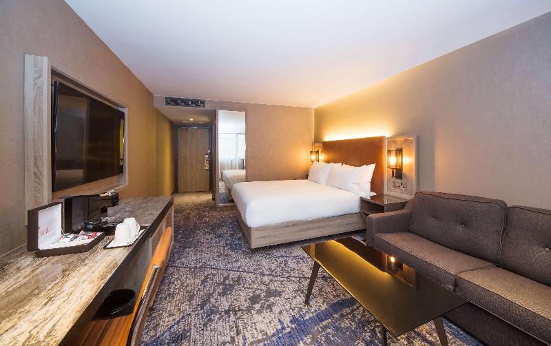 キングサイズベッドのジュニアスイート, Doubletree By Hilton London Kingston Upon Thames