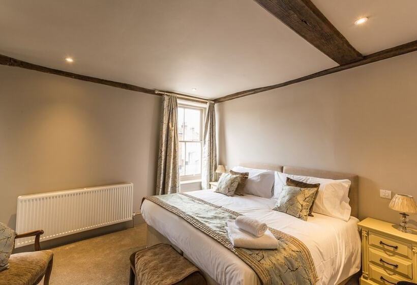Номер Deluxe, The Harvard Inn