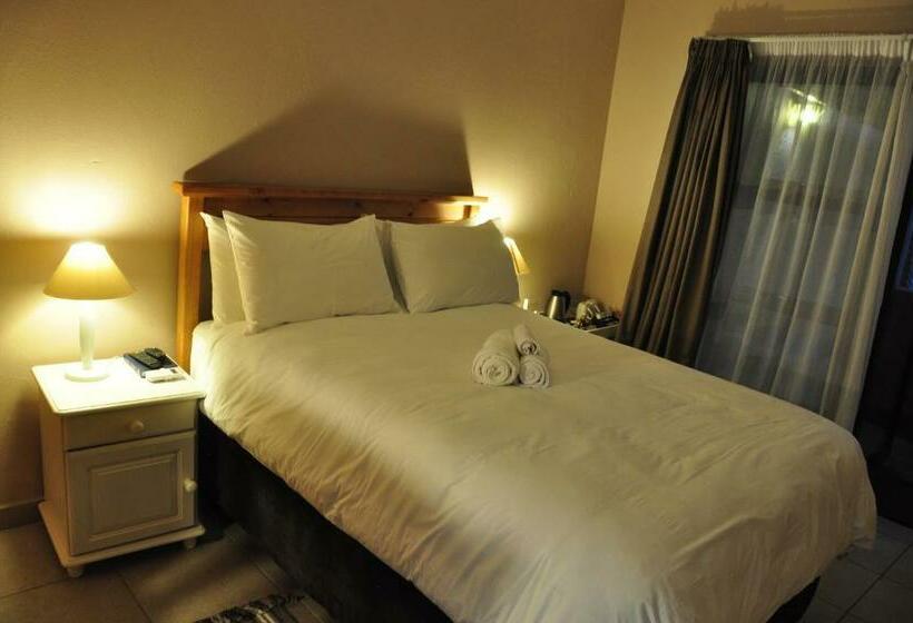 Quarto Estandar, Woodpecker S Inn Guest House