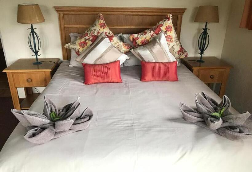Шале 1 Спальня, Fairways Self Catering