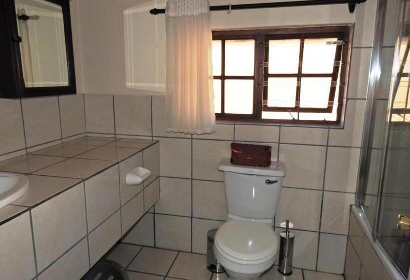 Шале 1 Спальня, Fairways Self Catering