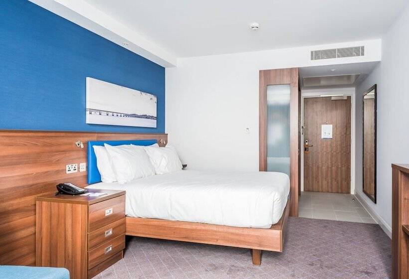 Номер Стандарт, Hampton by Hilton Dundee City Centre
