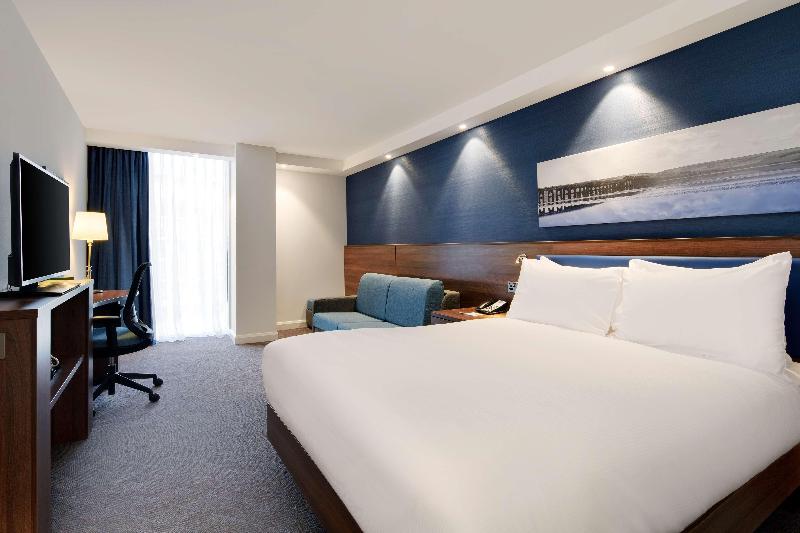 Номер Стандарт, Hampton by Hilton Dundee City Centre