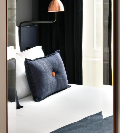 스탠다드 싱글 룸, Hôtel Square Louvois
