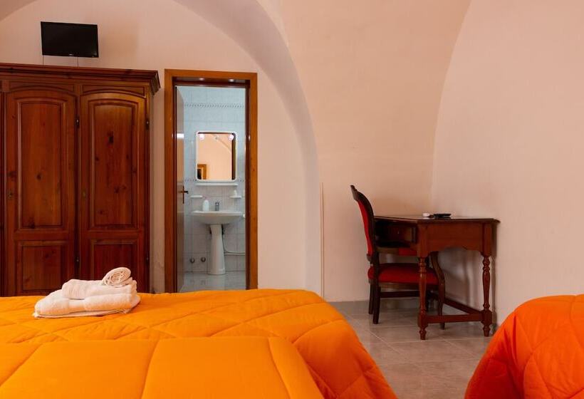 Семейный Номер, La Masseria Hotel Ristorante Centro Benessere