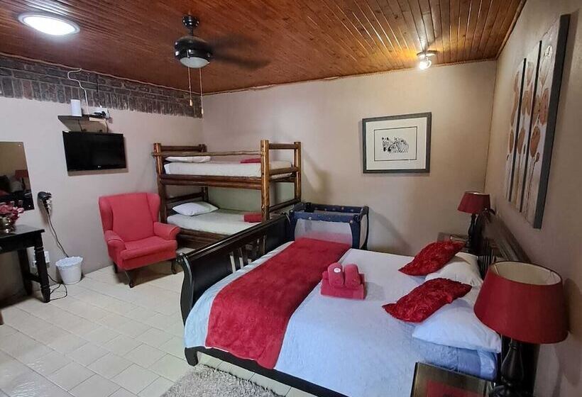 Семейный Номер, Royal Game Guest House