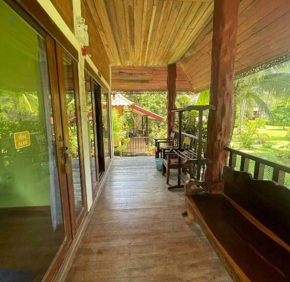 Бунгало Стандарт, Khao Sok Nung House