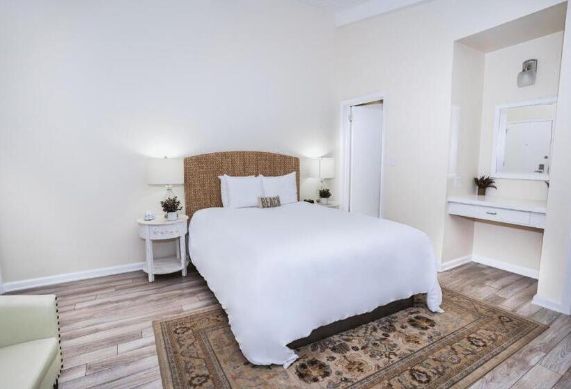 Номер Комфорт, Pacific Crest Hotel Santa Barbara