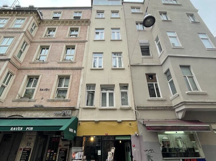 اتاق اکونومی, Boutique Central Taksim