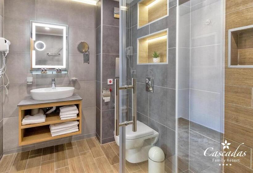 1 Bedroom Penthouse Apartment, Cascadas Family Resort